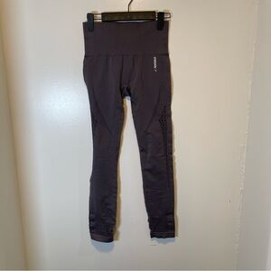 Gymshark dusty purple leggings women's size‎ medium